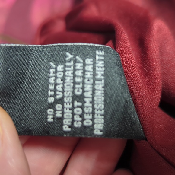 Ladies evening gown nwt With Earings And Bracelette - Picture 14 of 15